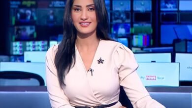 إعلان رسمي بأوامر قبض على تسابيح مبارك خاطر و7 آخرين