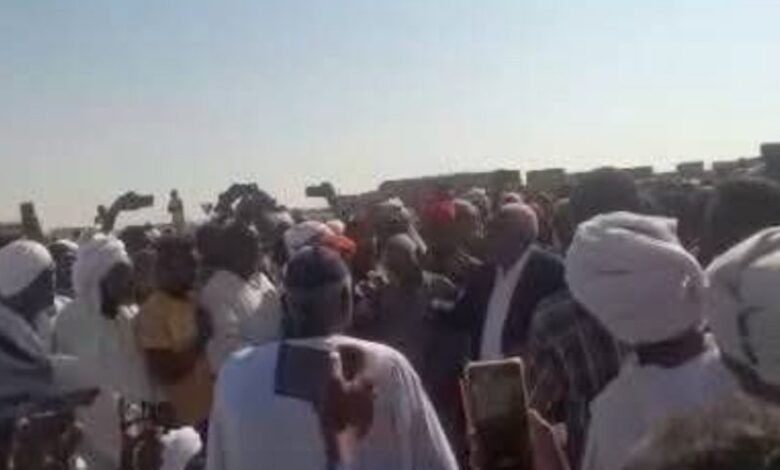 عطبرة تشتعل أثناء التشييع… غضب بعد وفاة ابن العمدة بمداهمة قوة مشتركة